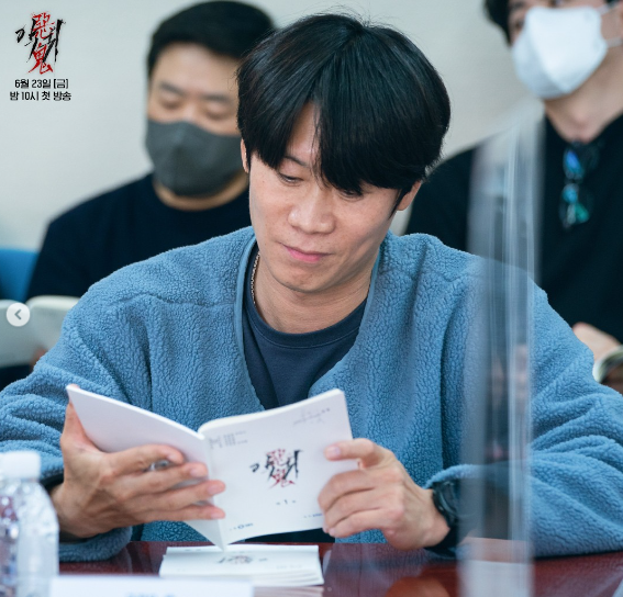 Jin Sun Kyu. (instagram/@sbsdrama.official)